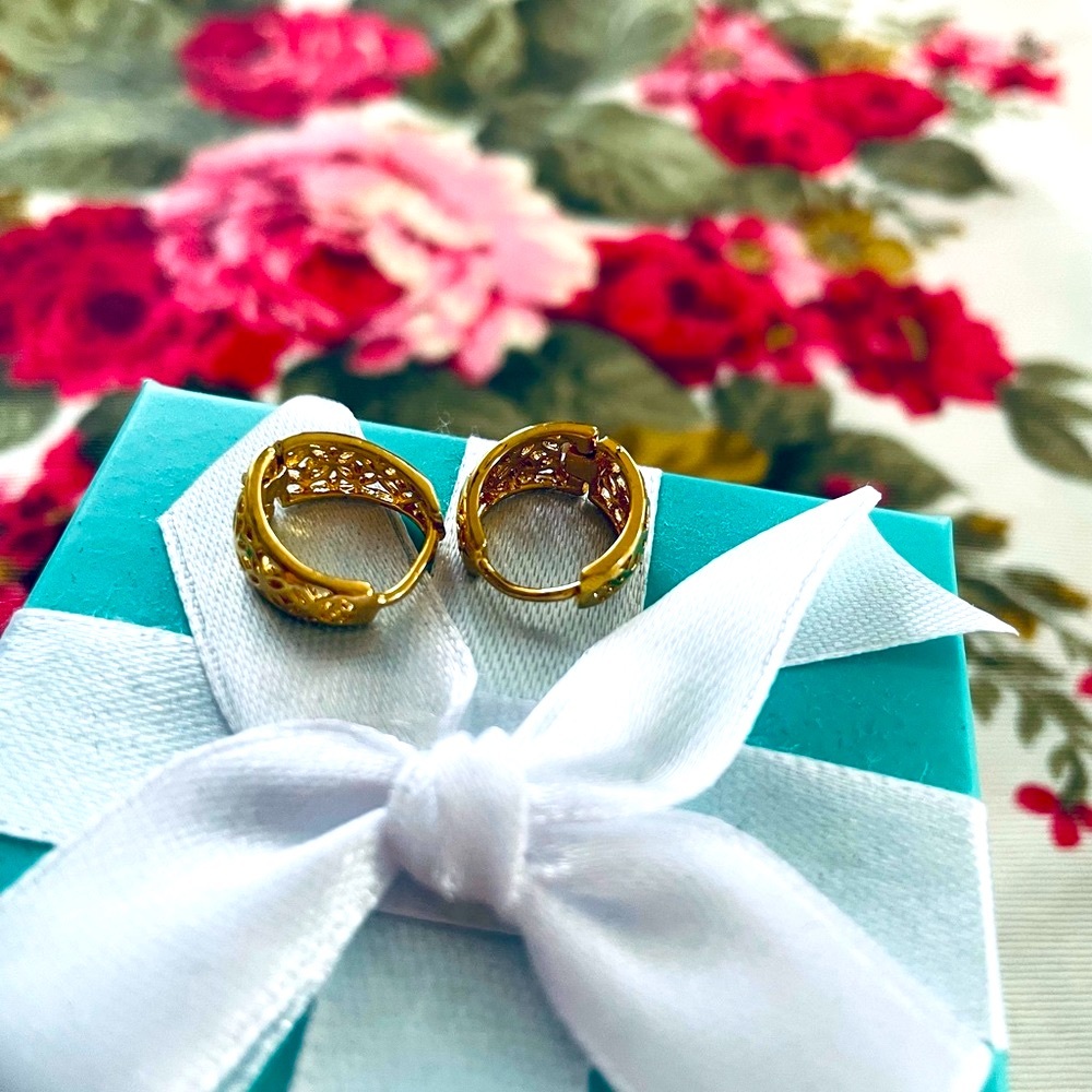 Mini earrings - Picture 4 of 8
